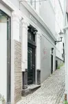 S54 - Private Rooms in the City Center