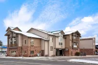 Sandpoint Hotel & Suites Downtown