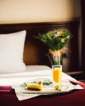 Elegant Hotel & Resort のホテル