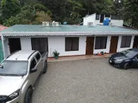 卡比尼塔茲 酒店