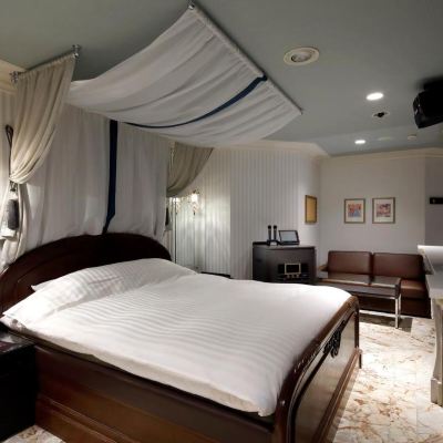 デラックス ダブルルーム ホテルバレンタイン東郷 - アダルトオンリー クーポン