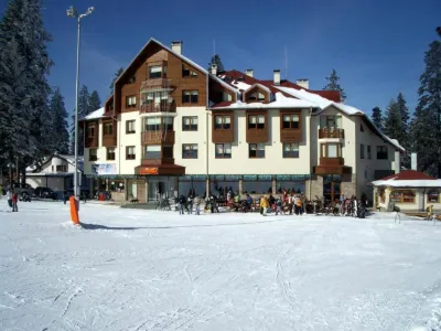 Ice Angels Hotel Отели в г. 
