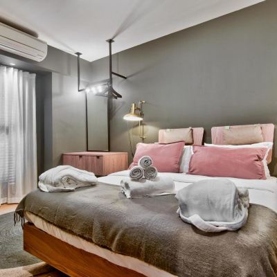 Standard Double Room-Non-Smoking De la Valette Promo Code