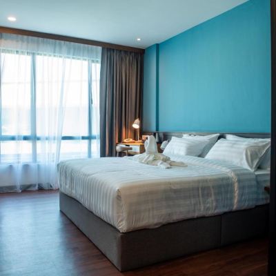 Bilik Deluxe King Kupon O&G Hotel Parit Buntar