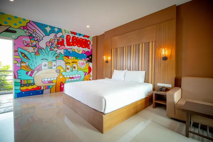 ห้องดีลักซ์ เตียงใหญ่ 1 เตียง