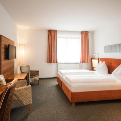 Deluxe Double or Twin Room Hotel Clara Promo Code