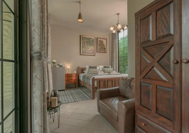 Cdr Superior King Room