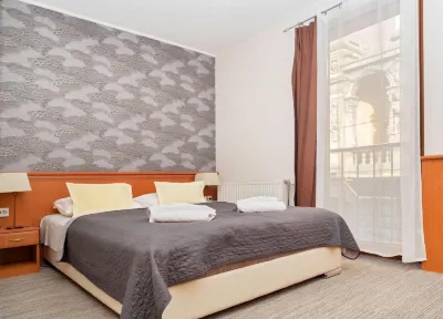König Hotel Hotele w: 