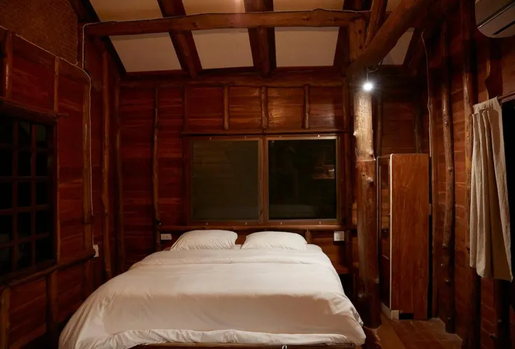 บ้านหลังคาเสาะแสง ที่วิวทะเลสาบโลตัส