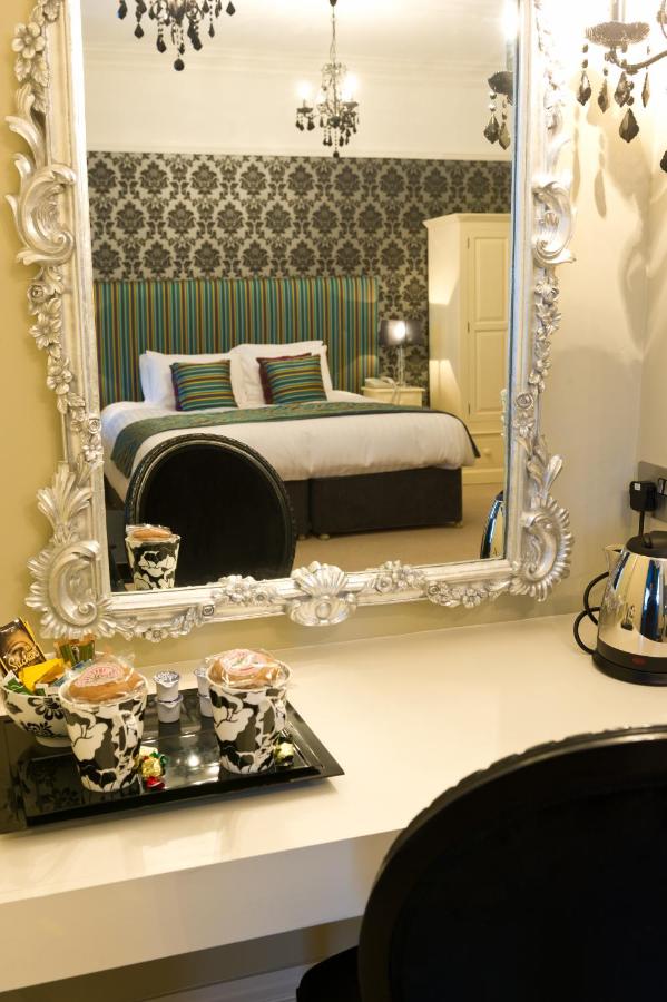 大型高级双人床房