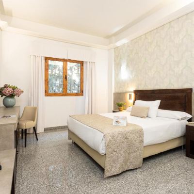 雙人房 卡斯蒂略廣場酒店優惠