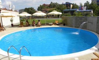 Hotel Aquastar Danube - Housity
