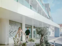 Lebay Beach Hotel Hotele w: Oroklini