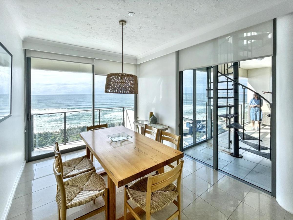 海景三卧室顶层公寓