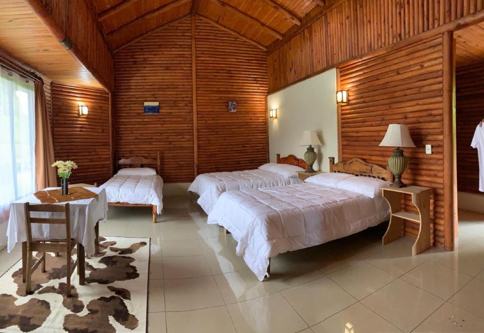 Albergue Pozo Verde - Housity
