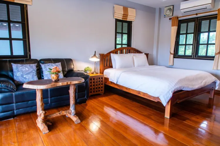 ห้องซูพีเรียร์ เตียงใหญ่ 1 เตียง