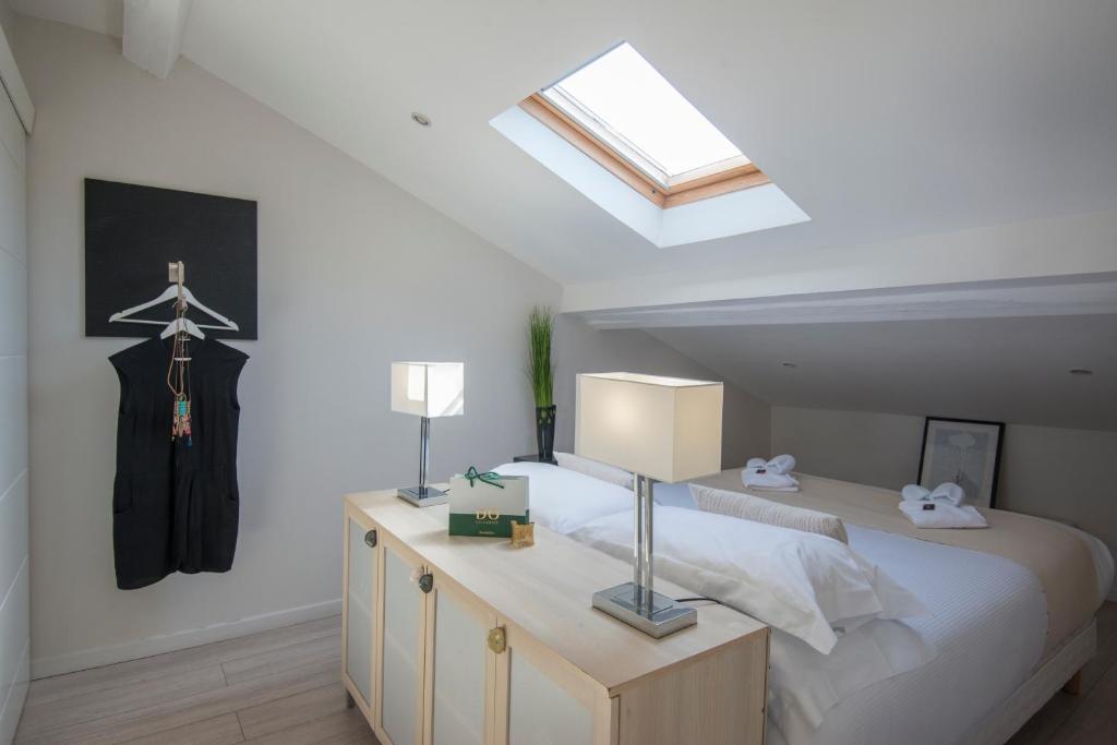 豪华两卧室公寓 - 带露台