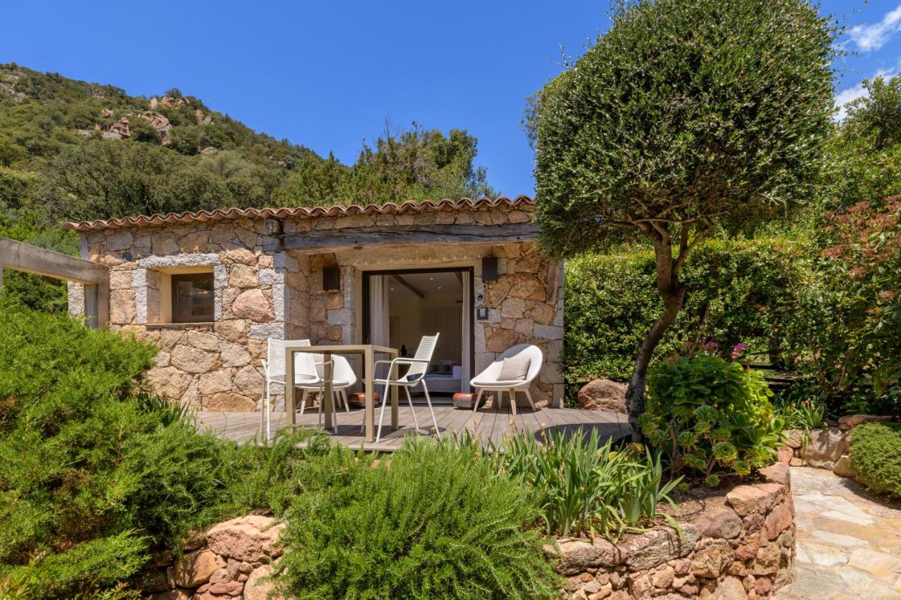 小型套房（带海景的）