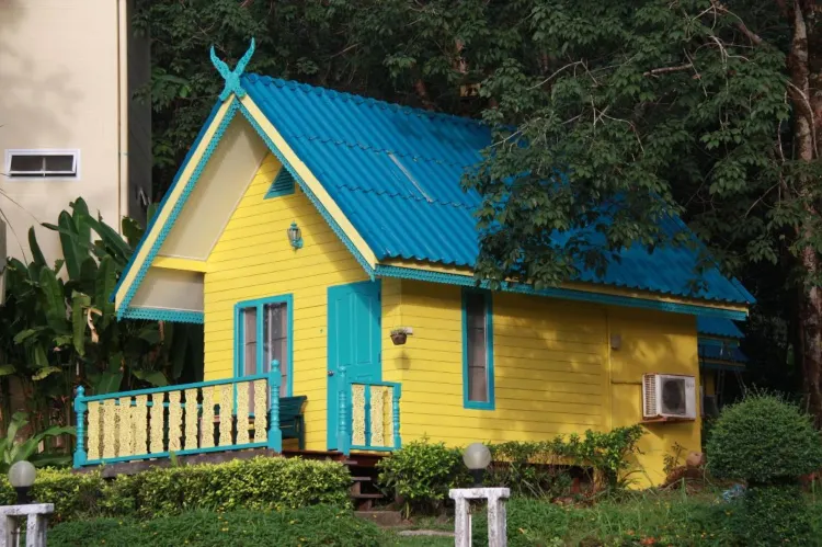 Bungalow - King Bed