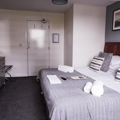 Queen Room Roost Promo Code