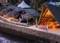 Almare Zonte - BeachFront Glamping Hotel
