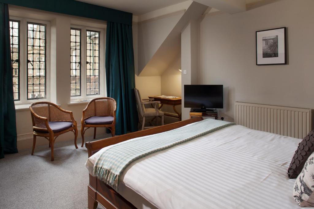 双人或双床房享有园景