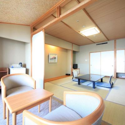 【街側眺望】本館和室8畳 平成館 しおさい亭 クーポン