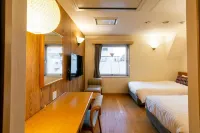 Hotel Toms