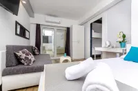All Saints Suites B&B Kastela Hoteles en 
