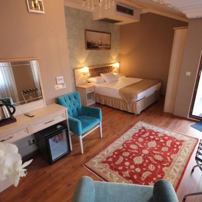 Suite Room with Terrace Balcony Sultans Royal Hotel Promo Code