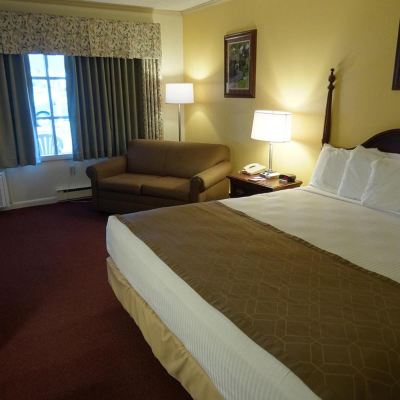 Room, 1 King Bed (Front Building King) Bird-in-Hand Family Inn Promo Code
