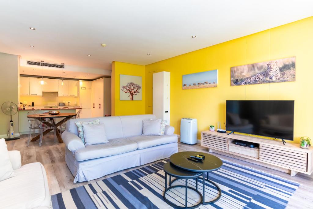 Mountain Marina Luxury Apartments一卧特级2