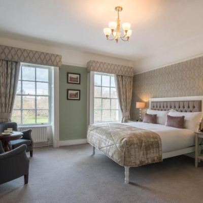 Deluxe Double Room Stauntons on The Green Hotel Promo Code