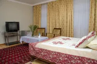Jipek Joli Inn