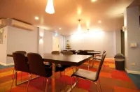 Kangaroo Inn