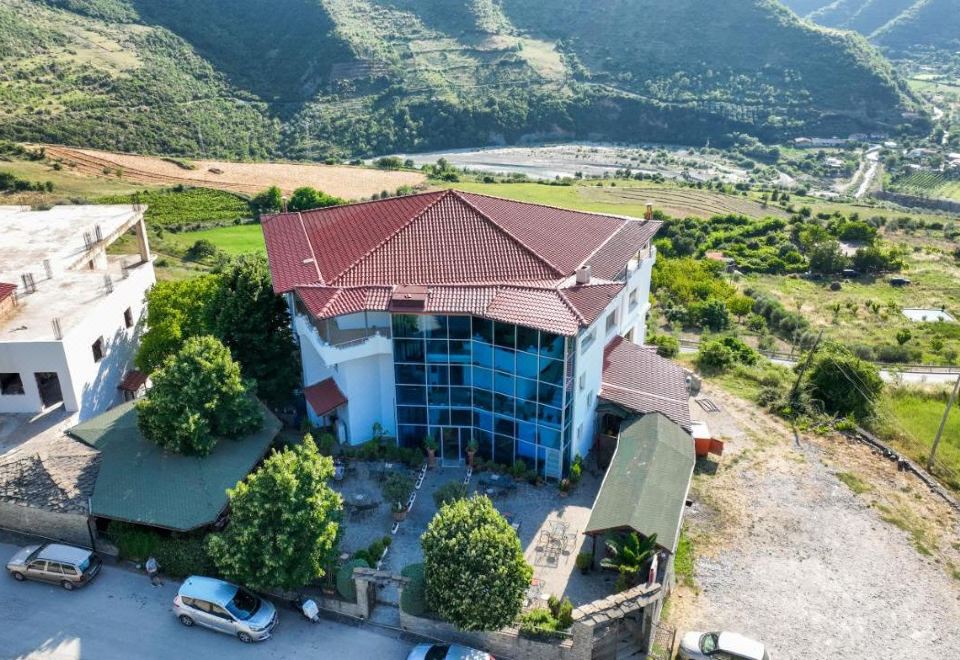 Hotel Kanione - Housity