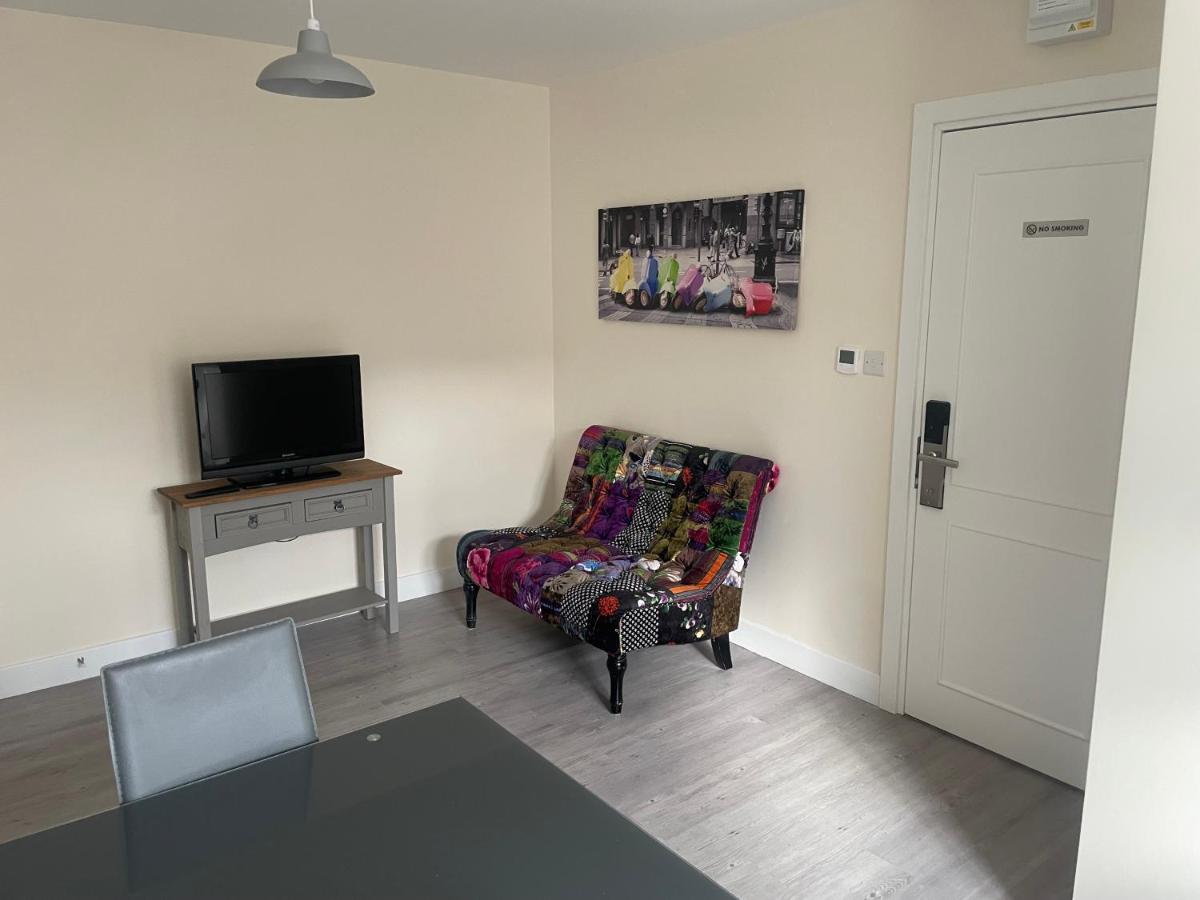 两卧室标准公寓