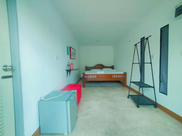 ห้องดีลักซ์พร้อมฝักบัว(เตียงคิงไซส์)