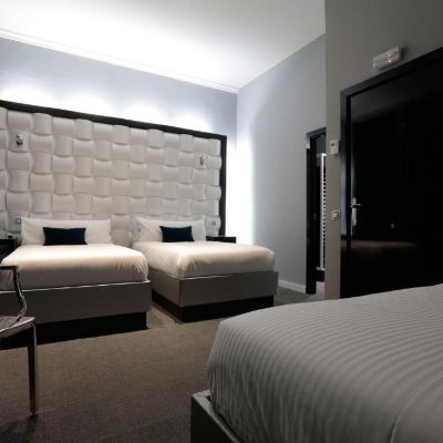 Triple Room Amra Barcelona Gran Via Promo Code