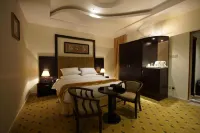 Rose Oasis Hotel