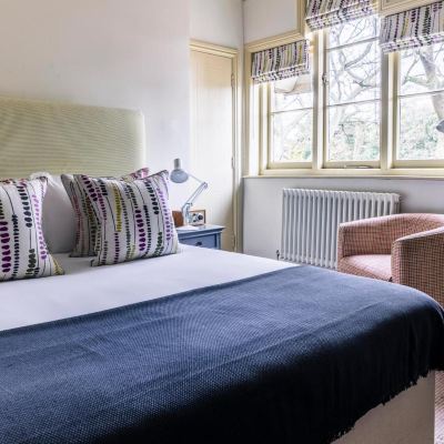 Standard Double Room Crown and Castle Promo Code