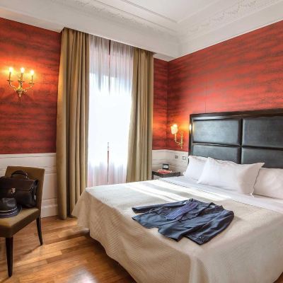Junior Suite Albergo del Senato Promo Code