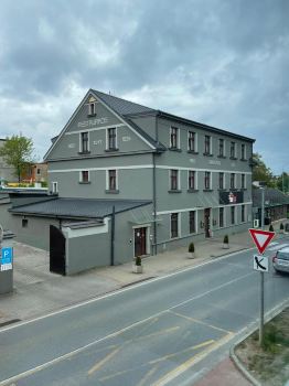 Sun-House Pension - ParkingFree Limited spaces-