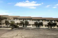 Scottish Fairway Inn