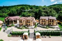 Elegant Hotel & Resort のホテル