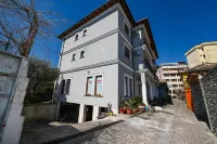 Hotel Epoka Các khách sạn ở 