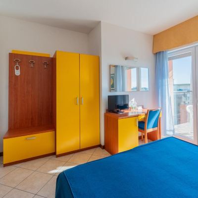 Double or Twin Room Hotel Sheila Promo Code