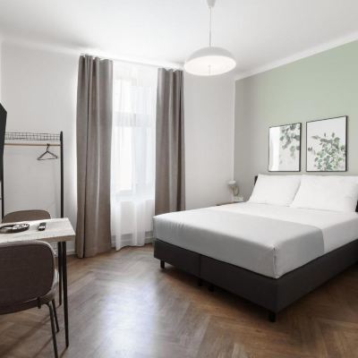 Queen Room H7 Palace Promo Code