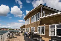 Strandpiren Hotell Hotels in 
