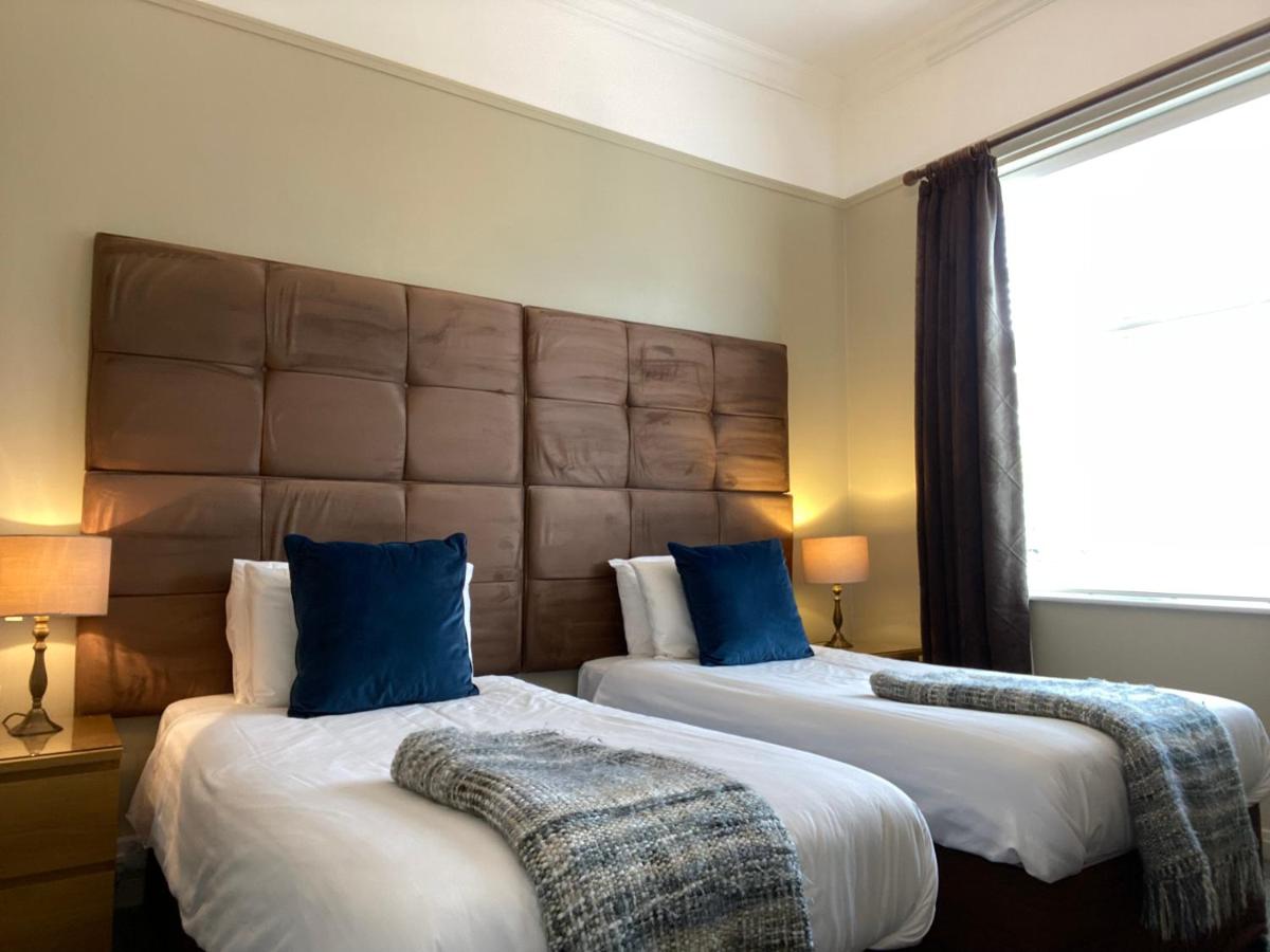 特大床或双床间 - 地面层